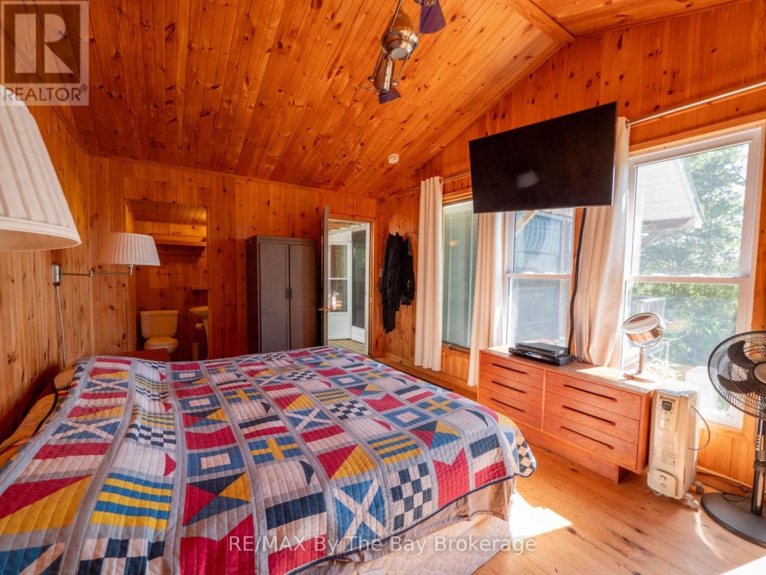 116 ISLAND 150/ BROSSEAU ISLAND, 