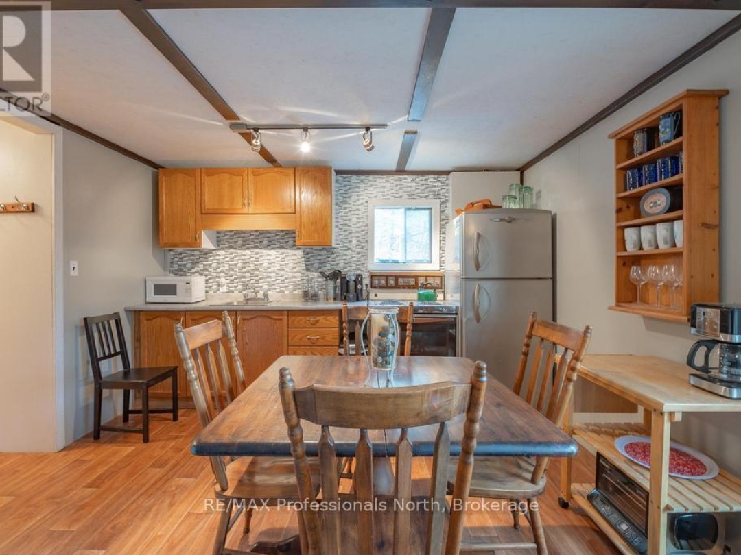 1325 Claude Brown Road, Bob Lake