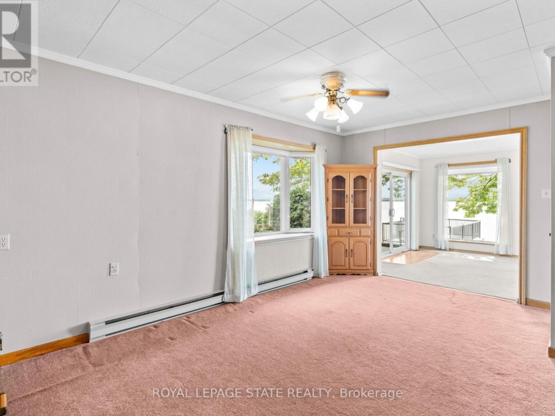 2703 LAKESIDE DRIVE, 
