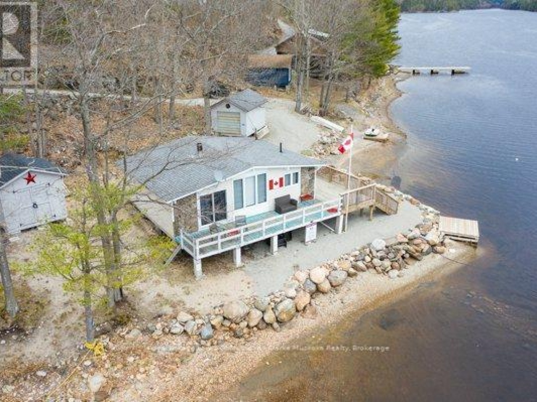 709 Harrison Trail, Georgian Bay