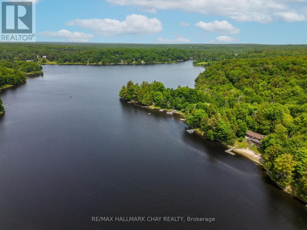 8 EAGLE RIDGE LANE, 