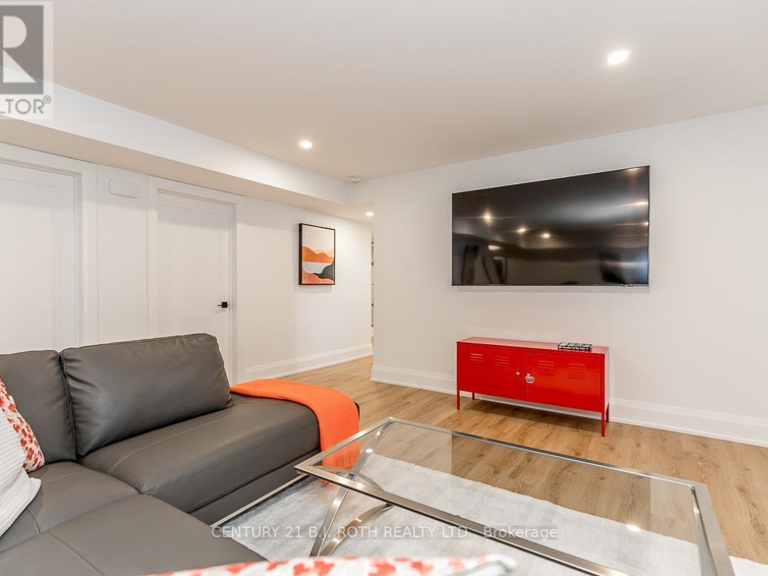 7 CLEVELAND COURT, 