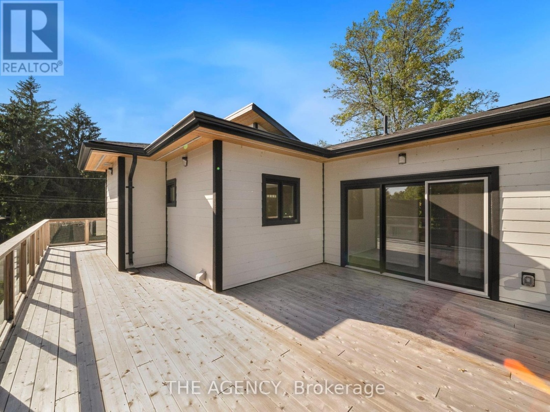 3963 Hilltop Road, Ramara