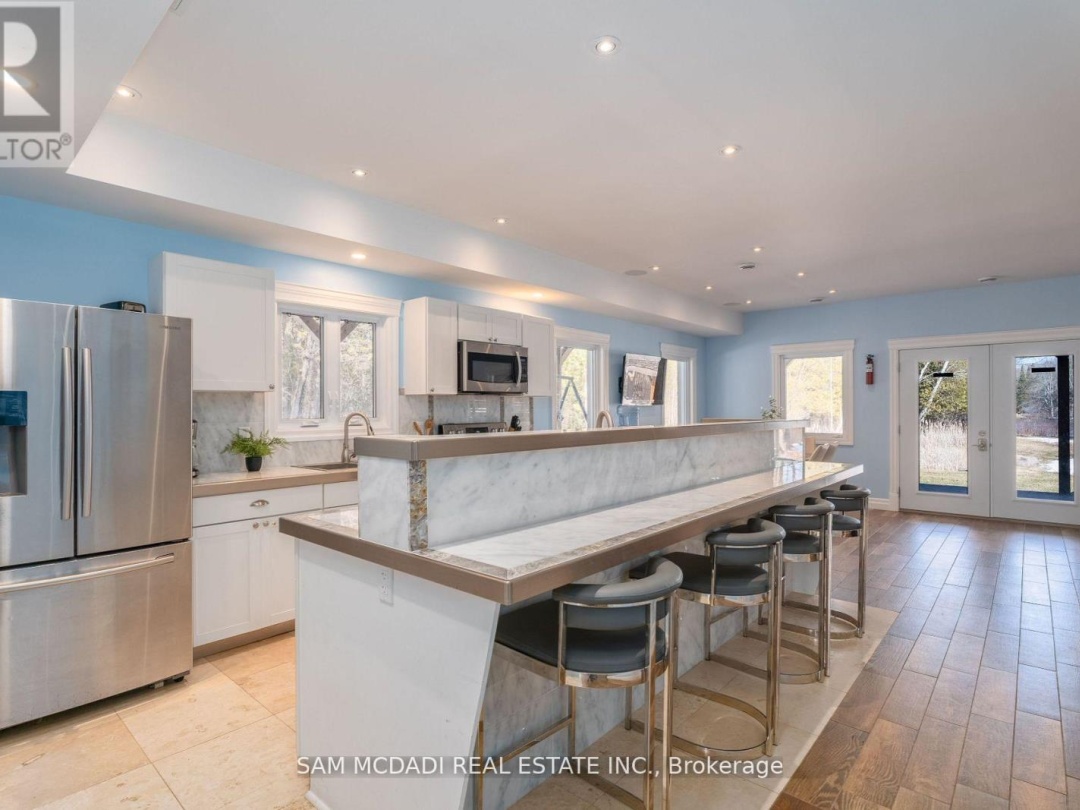 44 BASS LAKE ROAD, Pigeon Lake