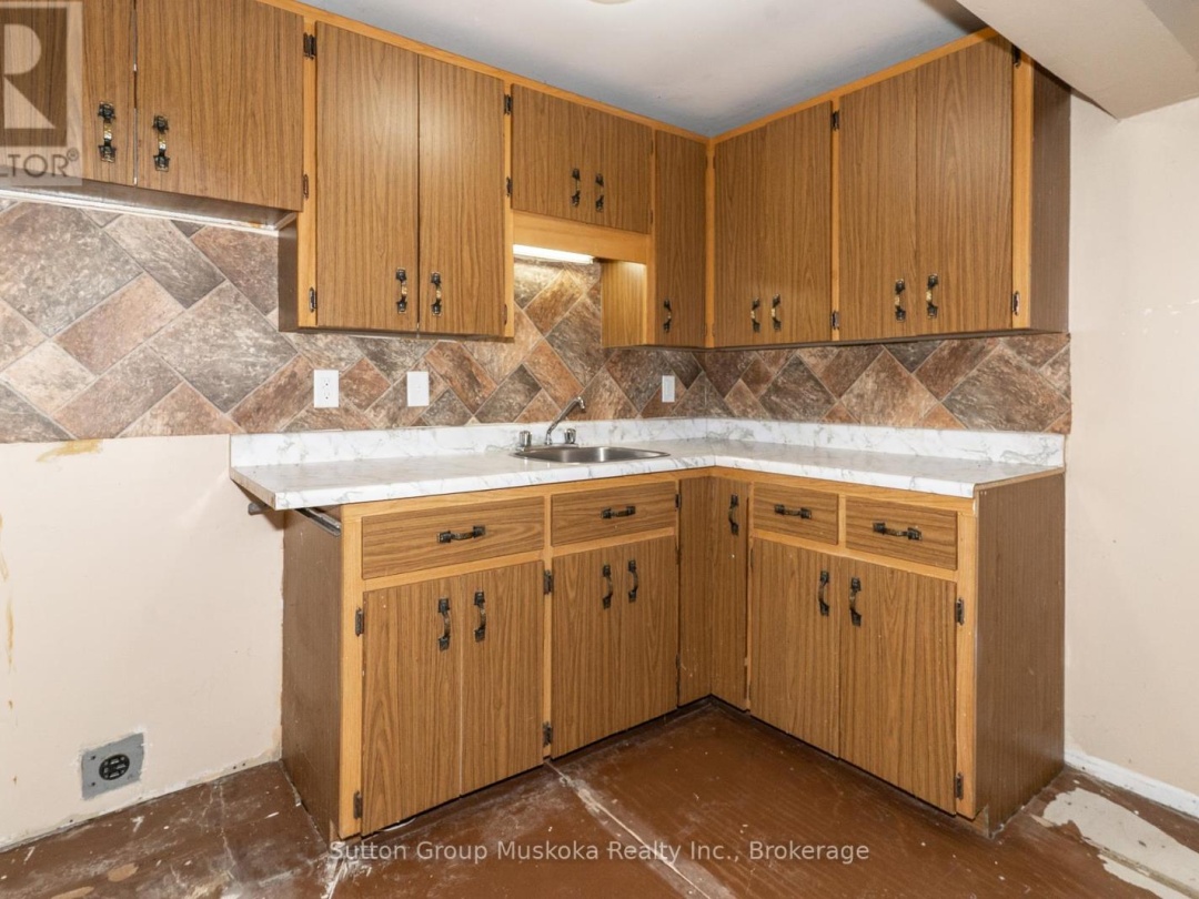 707 MUSKOKA ROAD 3 ROAD N, 