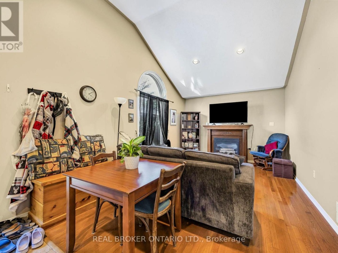 3160 Emperor Drive, Orillia