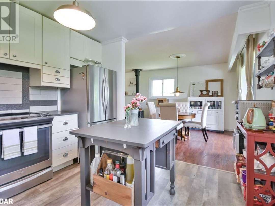 23 CONDER Drive, 
