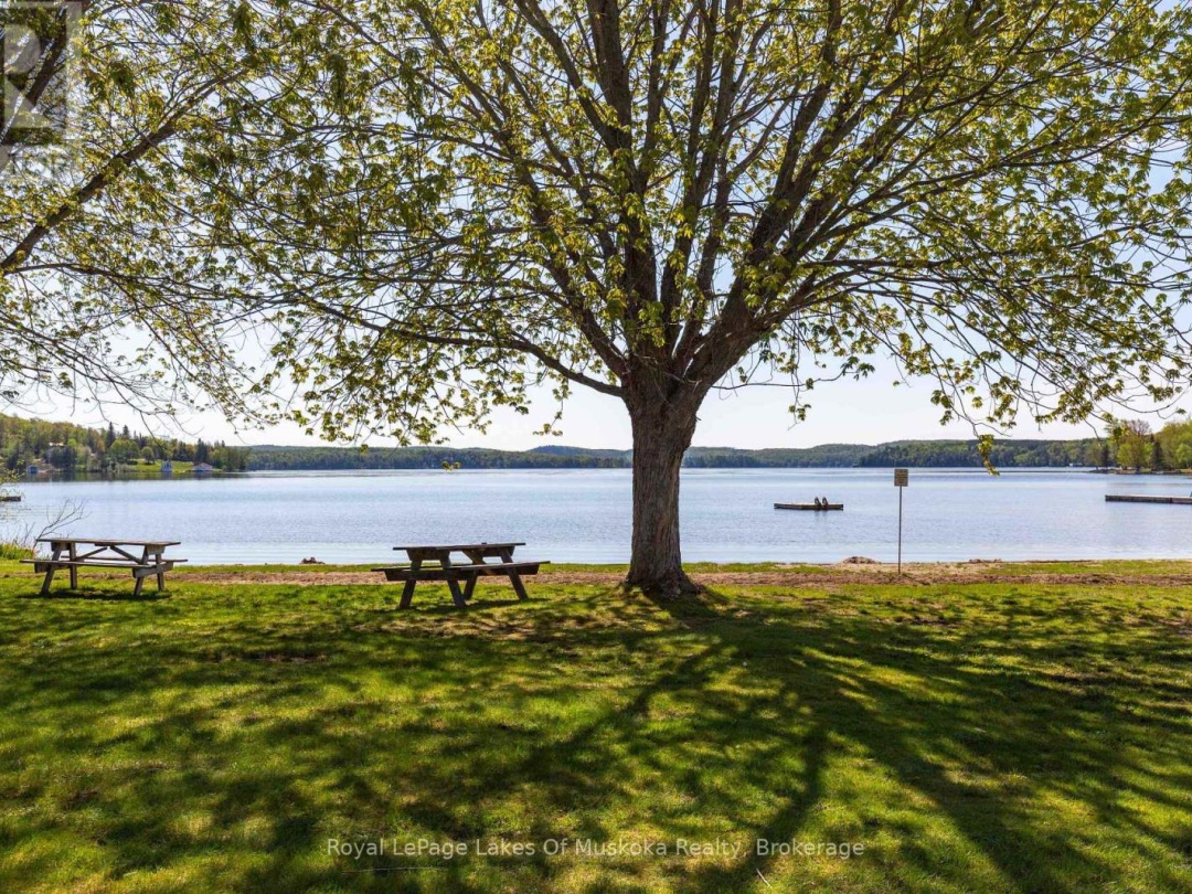 102 3 Tree Tops Lane, Peninsula Lake