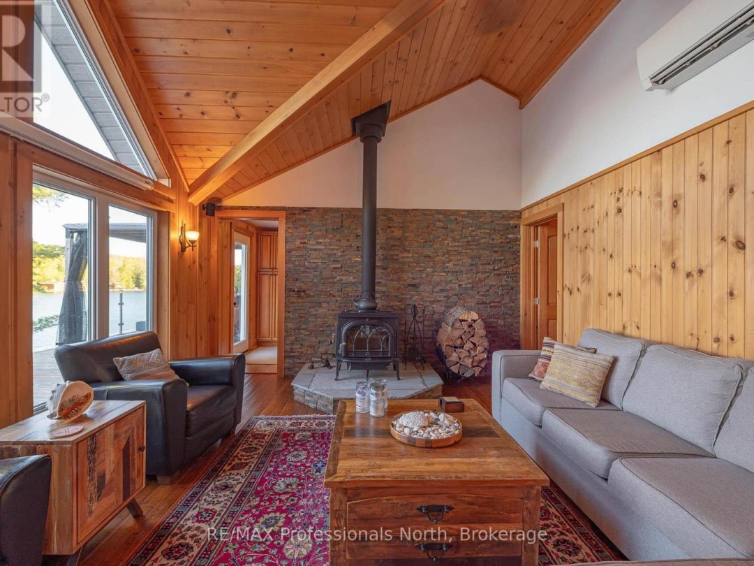1484 Bat Lake Road, Canning Lake