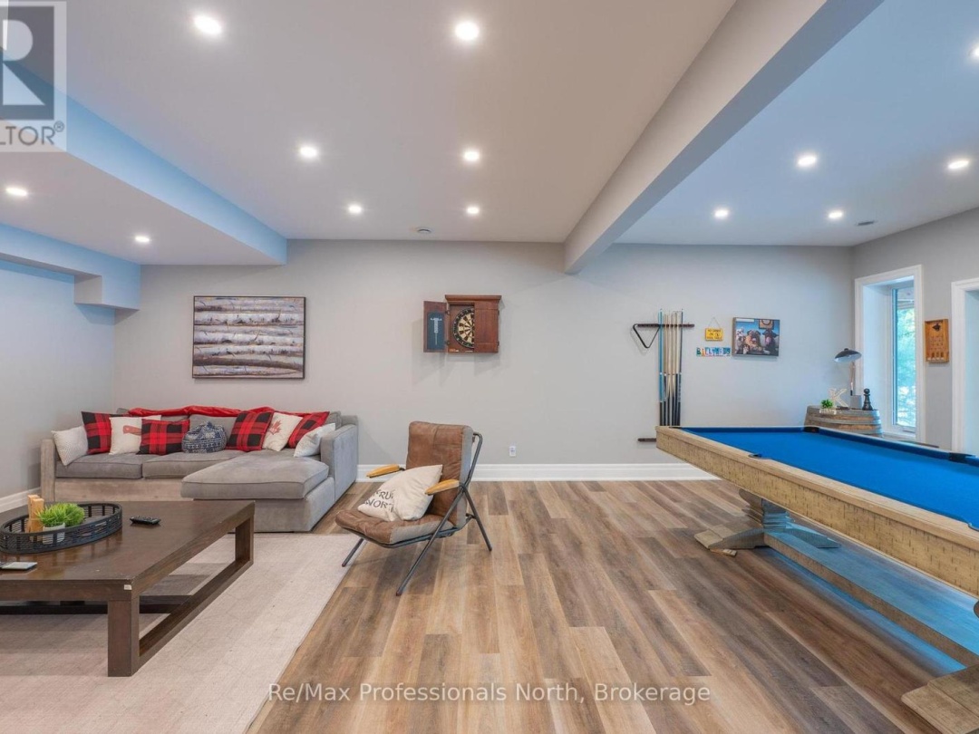 1024 ALBERT LANE E, Kawagama Lake