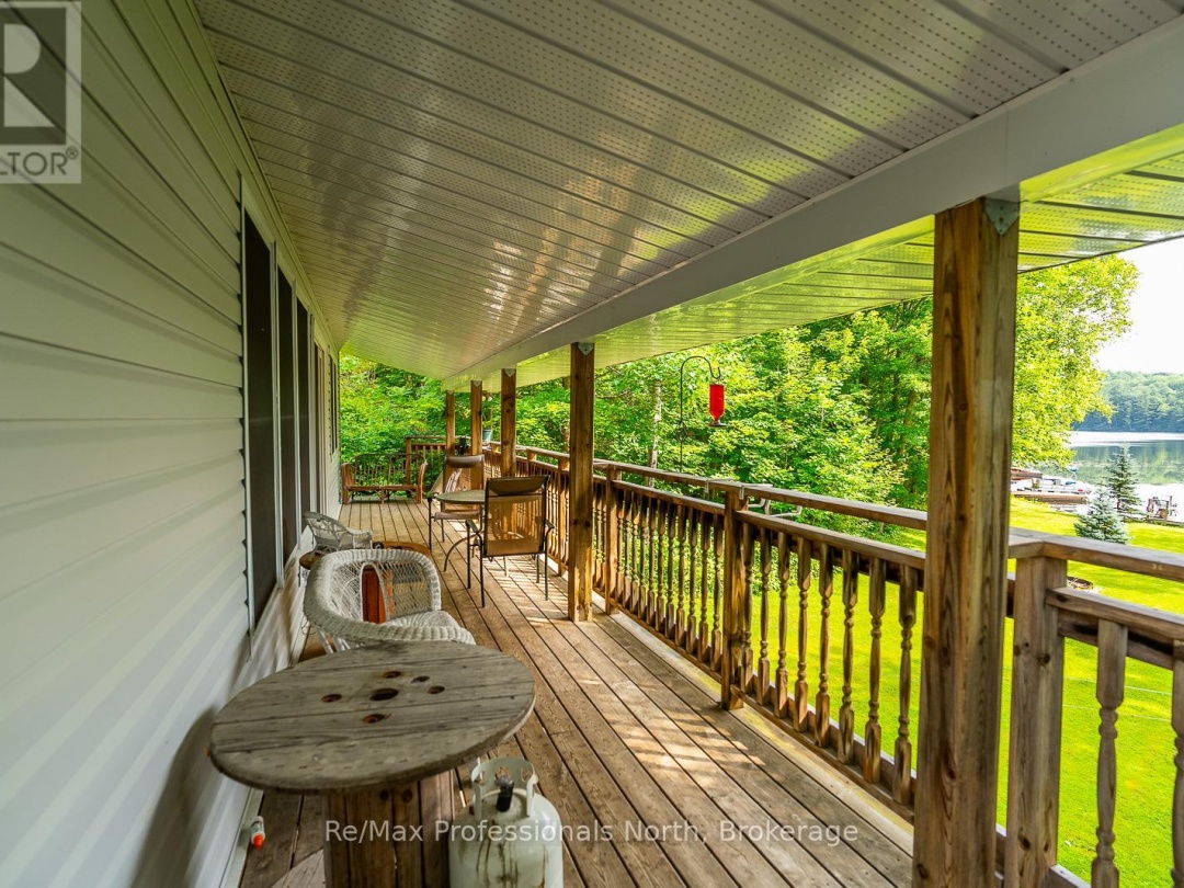 1272 Little Bob Lake Road, Little Bob Lake