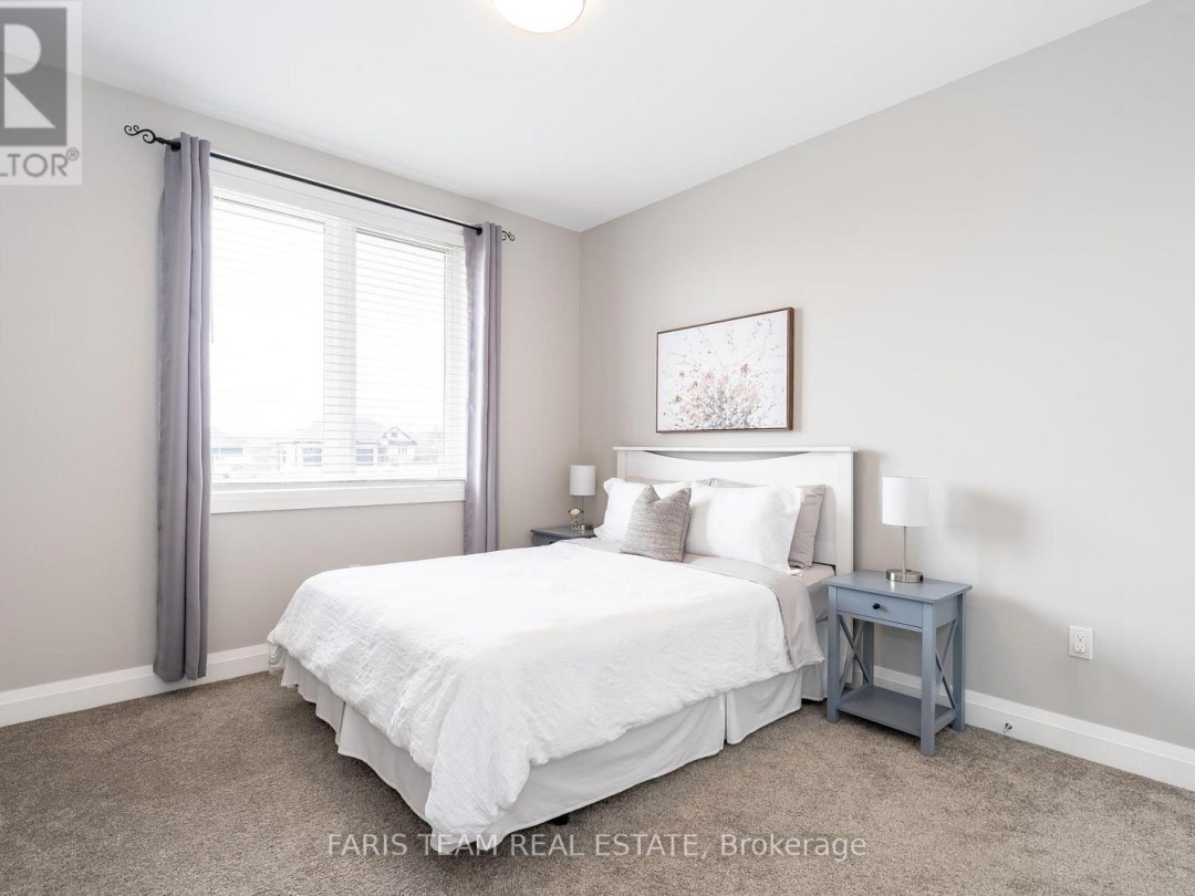 5 Breanna Boulevard, Oro-Medonte (Prices Corners)