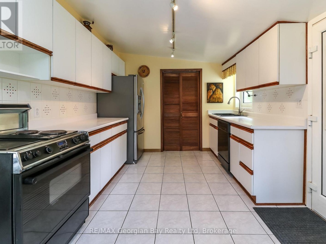 31 HEARTHSTONE DRIVE, 