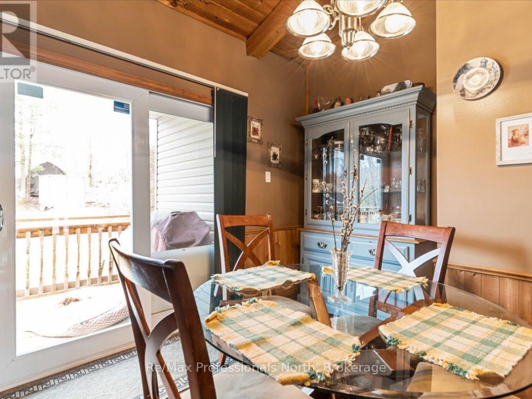 1272 Little Bob Lake Road, Little Bob Lake