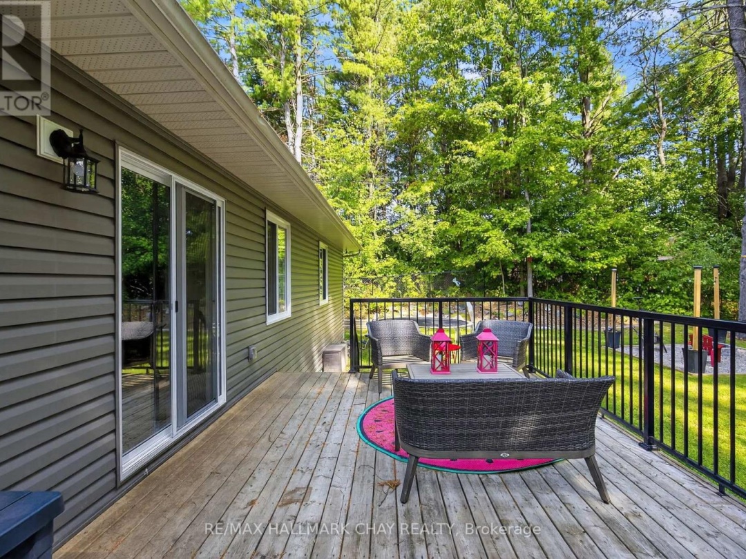 202 VEL-DOR CRESCENT, 