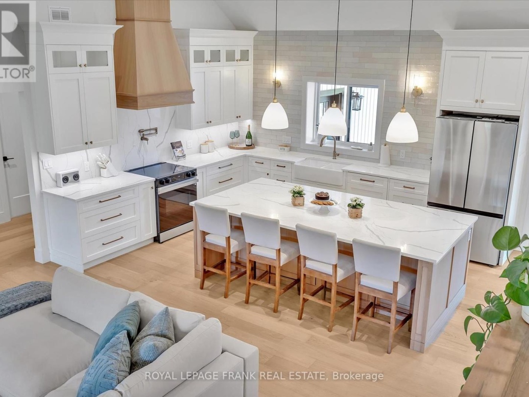 652 County Road 49, Trent Lakes