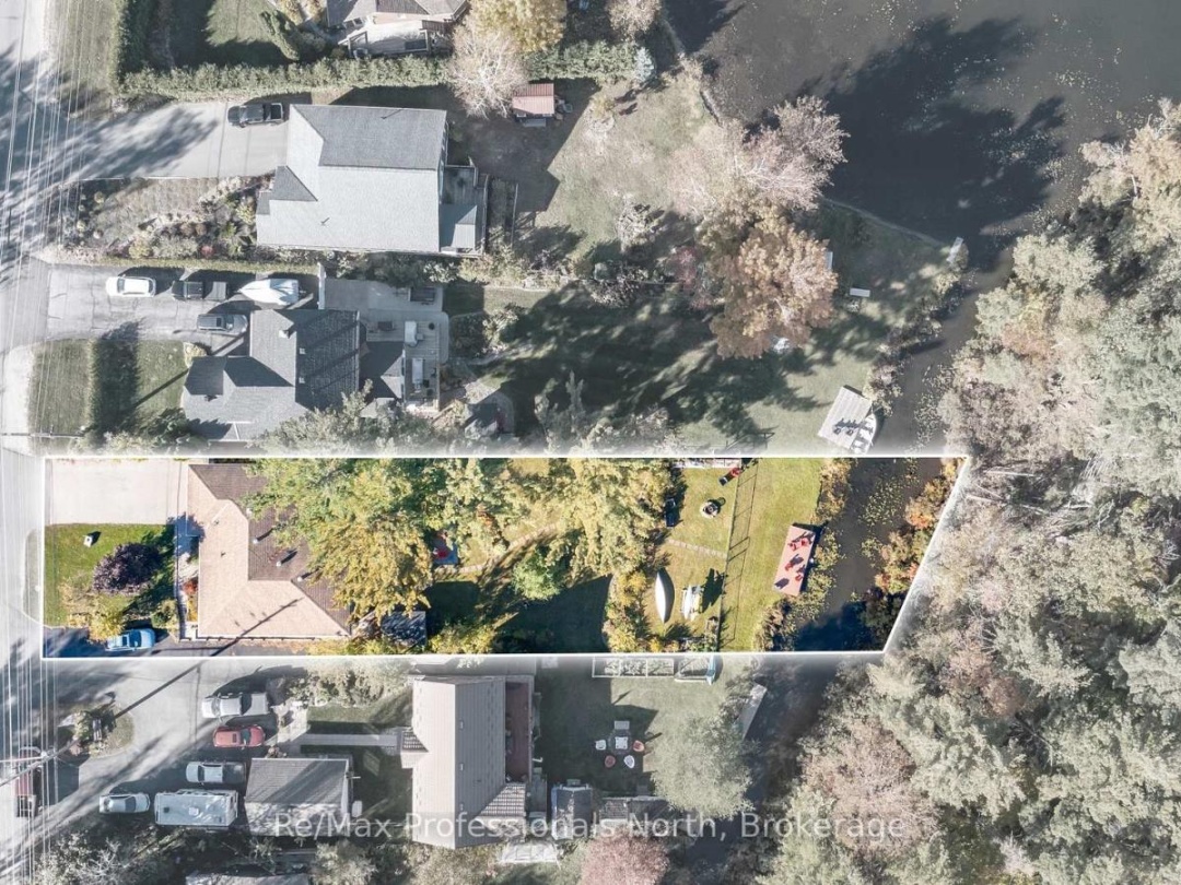 324 Bethune Drive N, Gull Lake