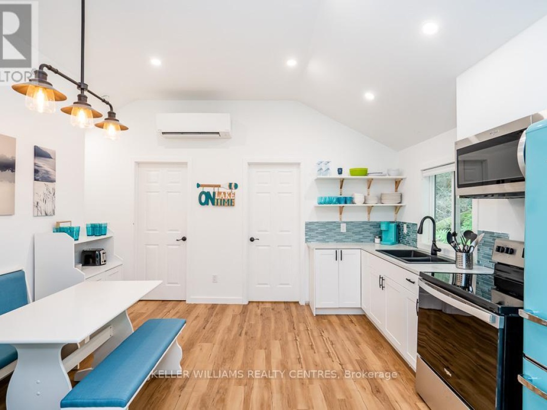 6 CURRIE LANE, 