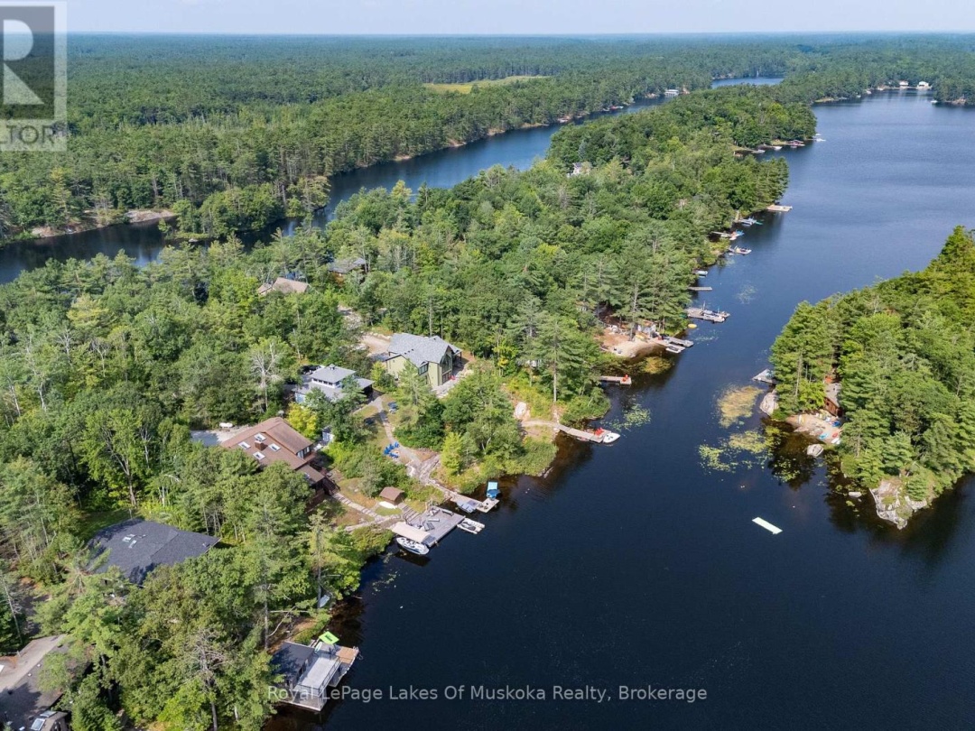 49 PINETREE ROAD, Loon Lake