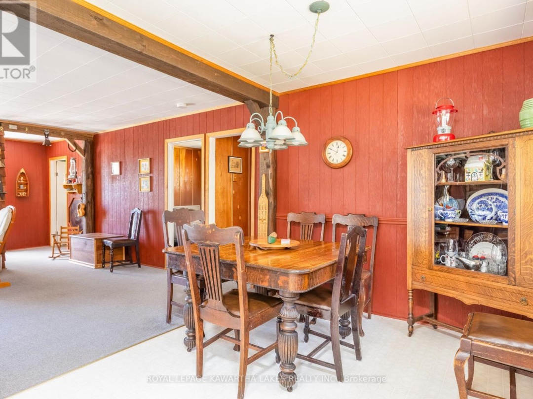 194 Rustic Trail, Four Mile Lake