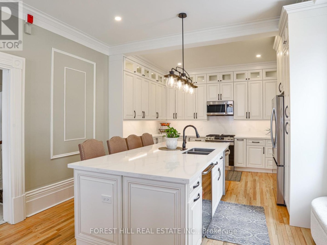 241 MISSISSAGA STREET W, Orillia