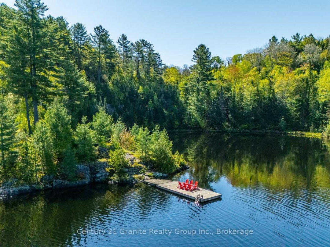 1226 TRAPLINE TRAIL, Bat Lake