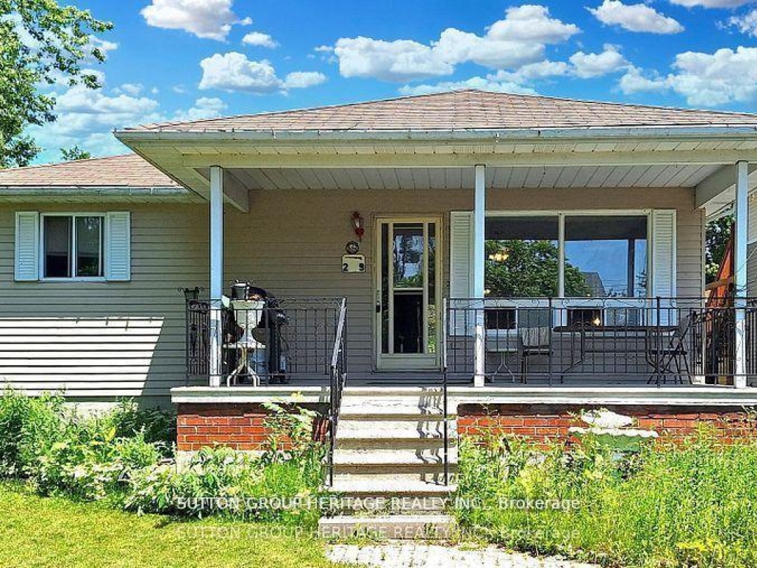 29 Lake Avenue, Lake Simcoe