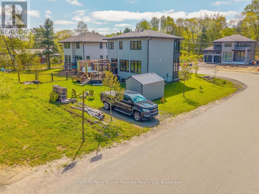 44 Dennis Drive, Parry Sound