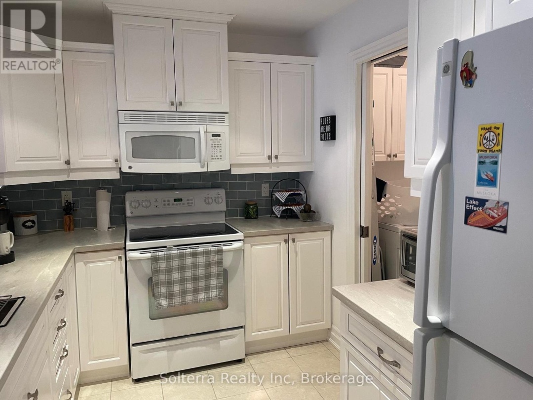 UNIT #208 - 130 STEAMSHIP BAY ROAD, 