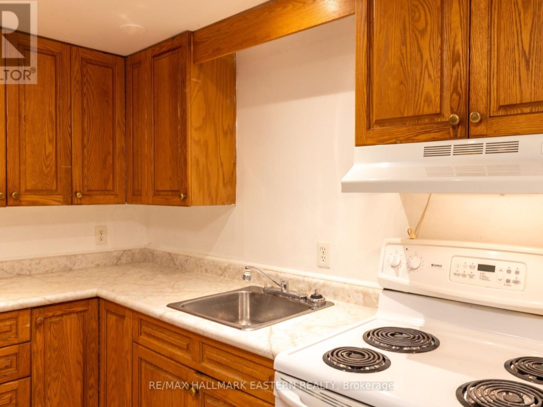 4 Hollyville Boulevard, Sturgeon Lake