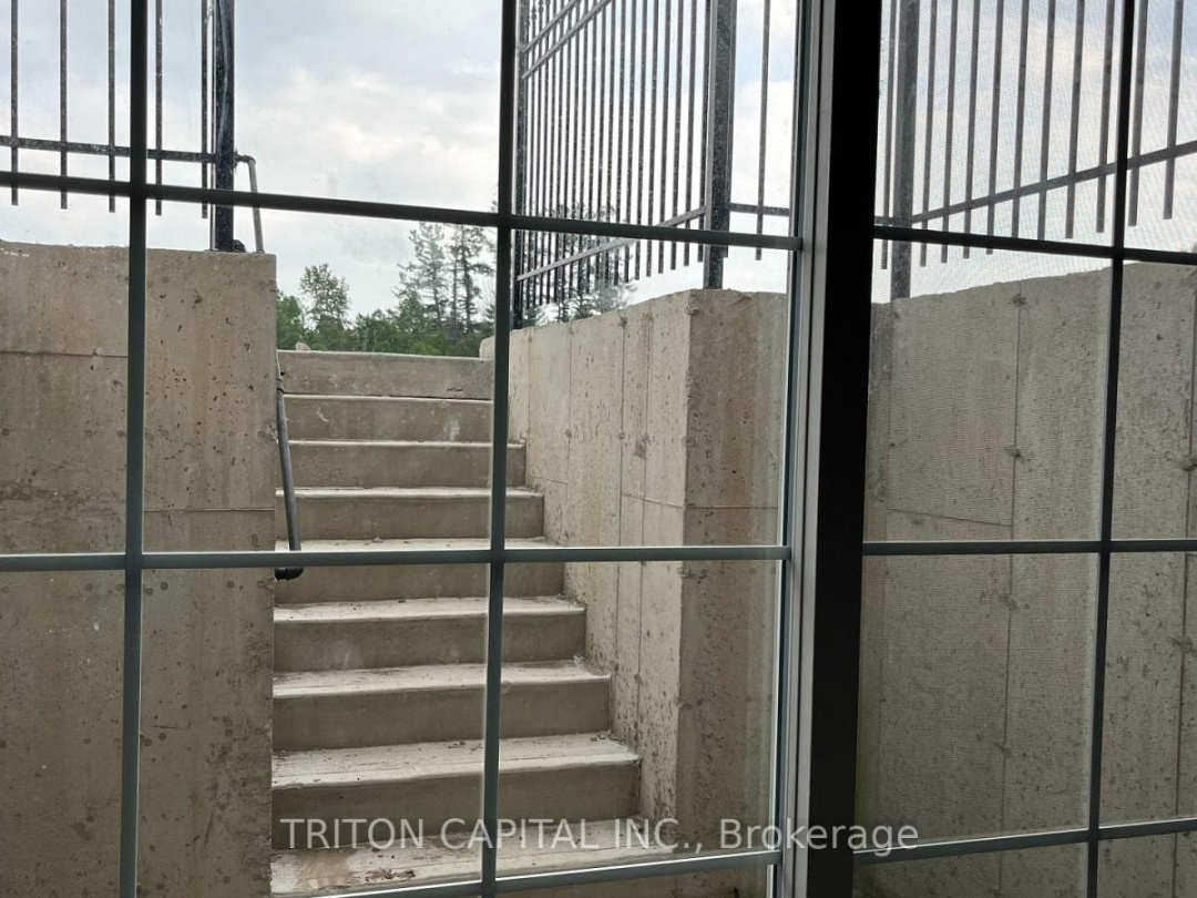 5 TURNBERRY COURT, 