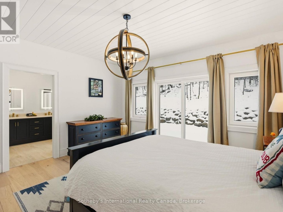 2435 RAVENSCLIFFE ROAD, 