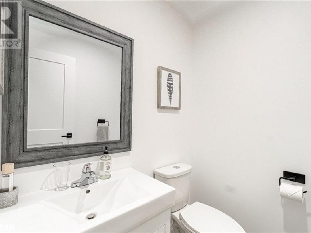 3 Sugarbush Rd, Oro-Medonte