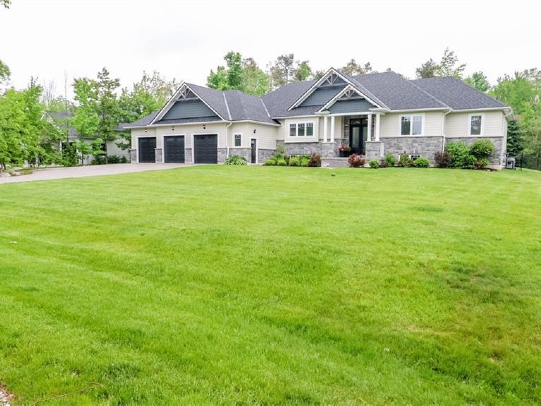 2066 Elana Drive, Orillia
