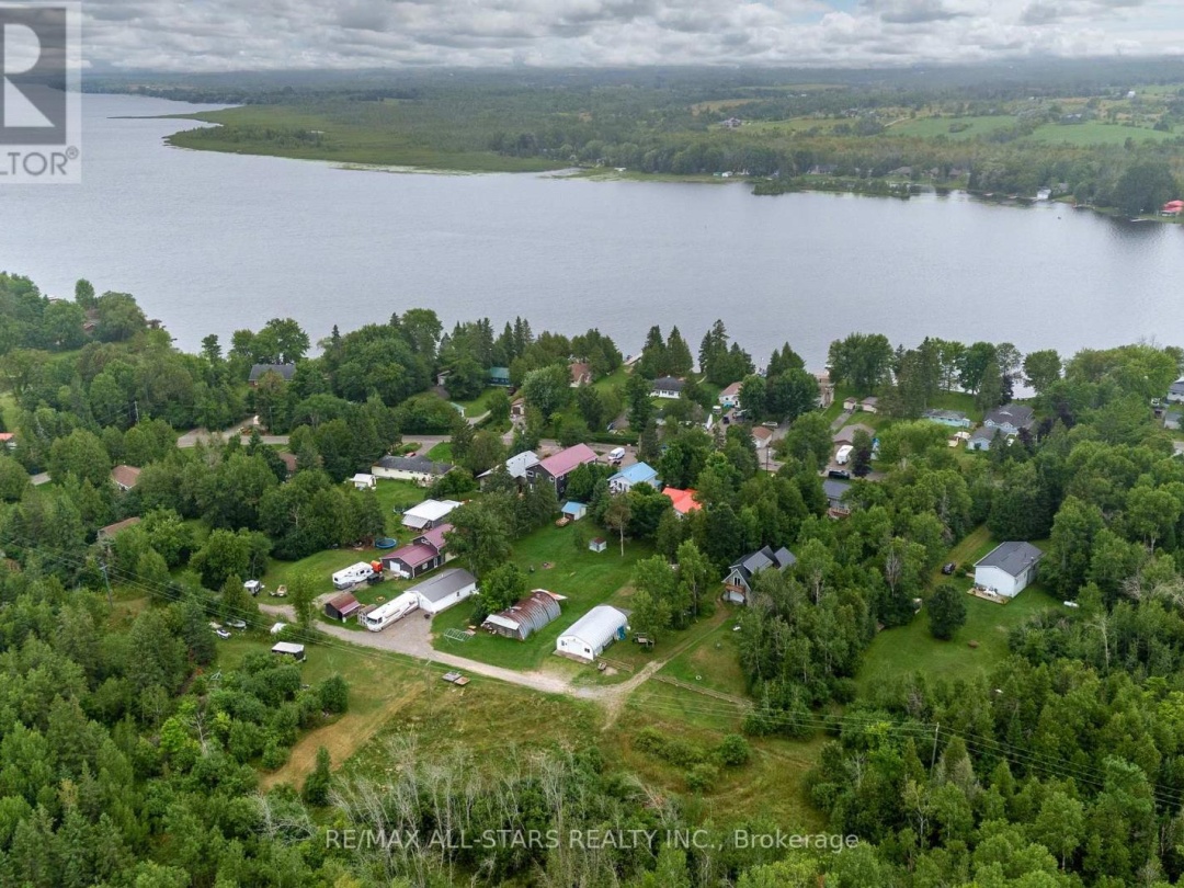 93 STURGEON GLEN ROAD, 