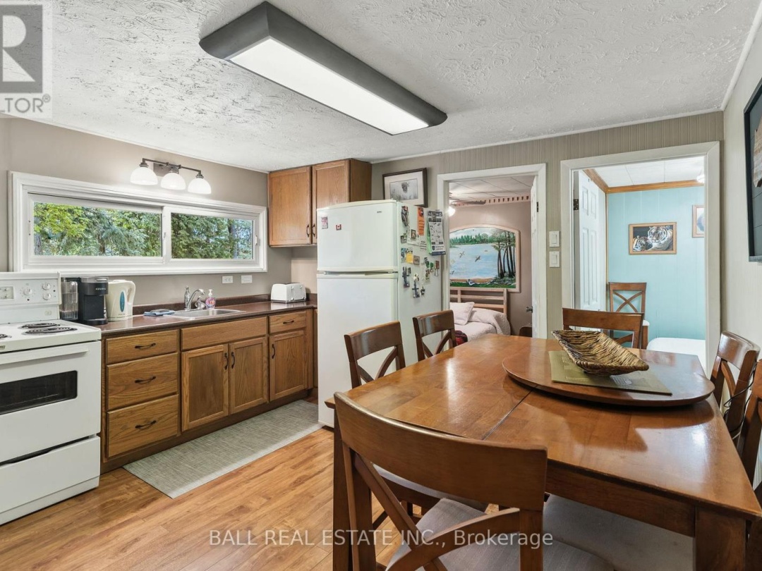 73 SUNSET COURT, Little Bald Lake