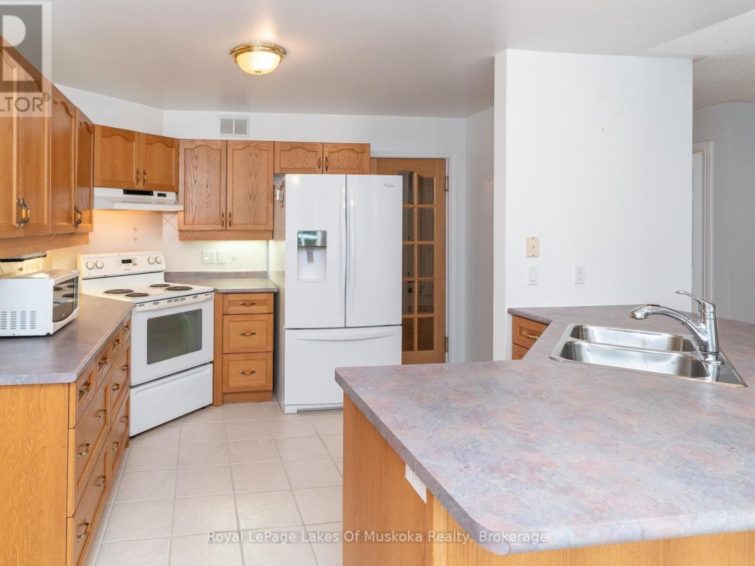 25 STONEHEDGE CLOSE, 