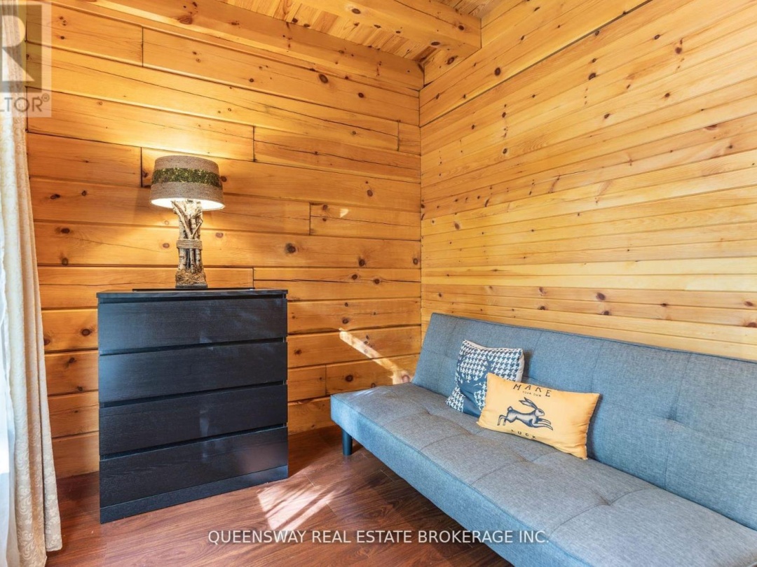 1280 BLACK BEACH LANE, Dalrymple-south Lake
