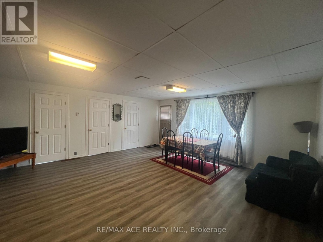 41 NORTH TAYLOR ROAD, 
