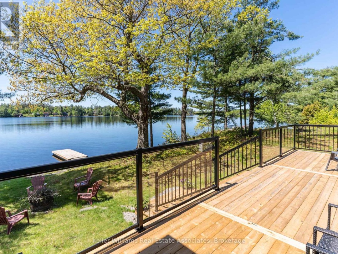 Unit 2 1200 North Shore Drive, Gull Lake
