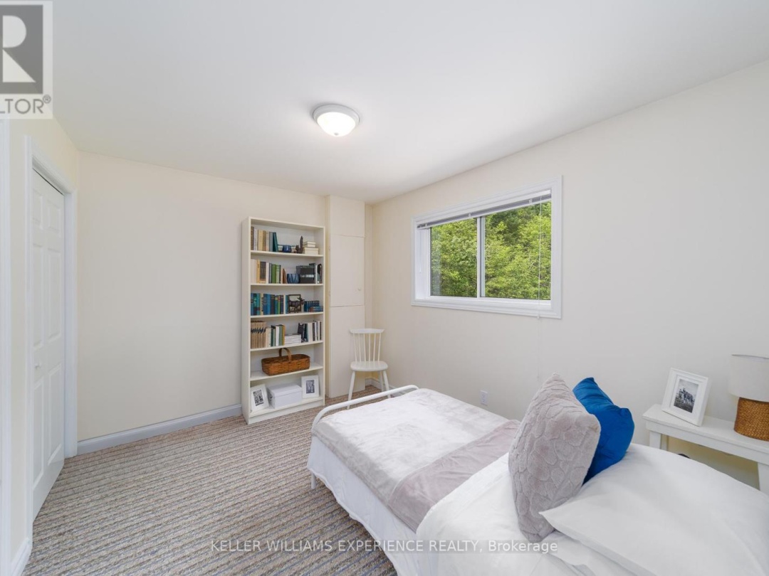 1065 Forrester Trail, Lake Muskoka