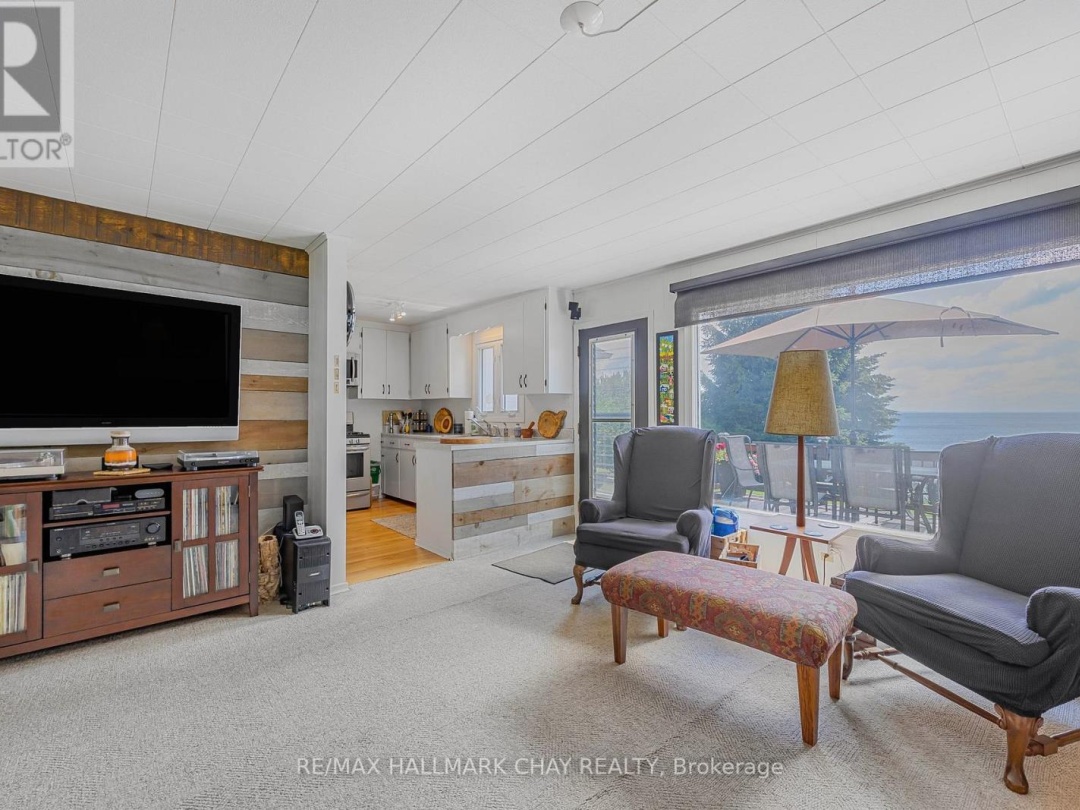 1125 WOODLAND DRIVE, Lake Simcoe
