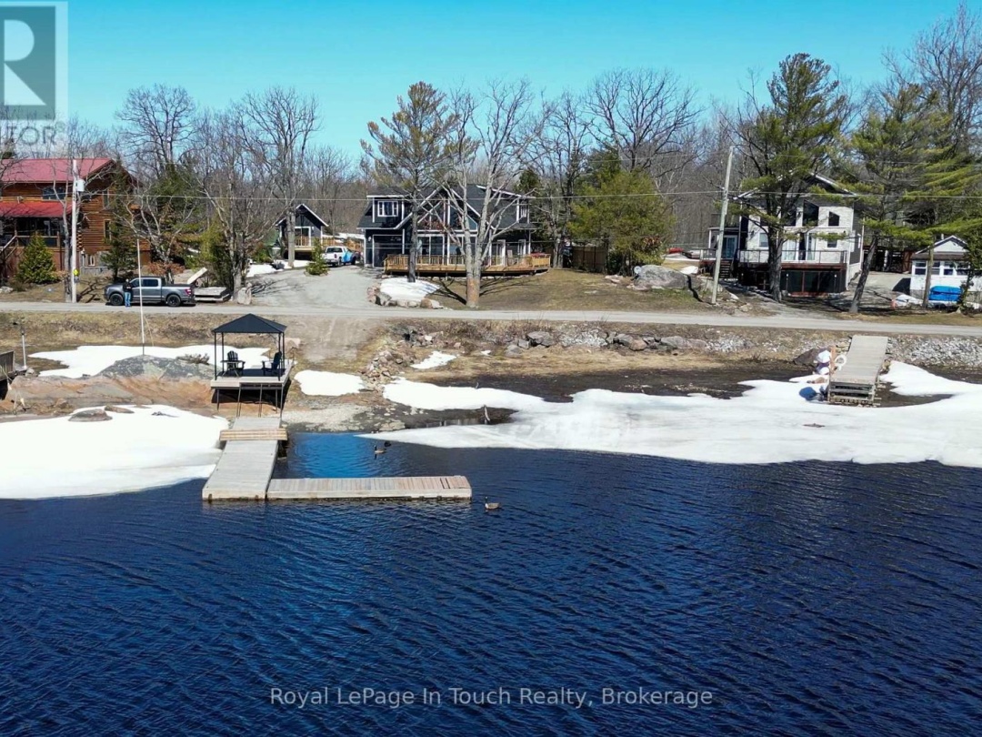 26 Macey Bay Road, Georgian Bay