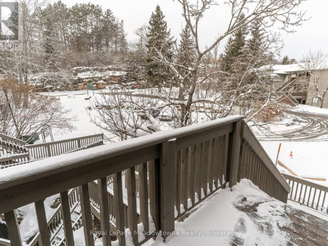 301 - 34 DEERHURST GREENS ROAD, 