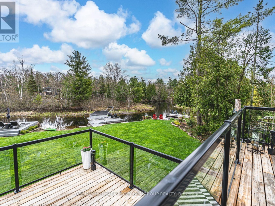 7952 Park Lane Crescent, Black Lake