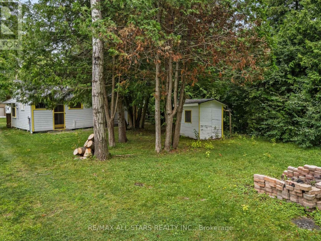 93 STURGEON GLEN ROAD, 
