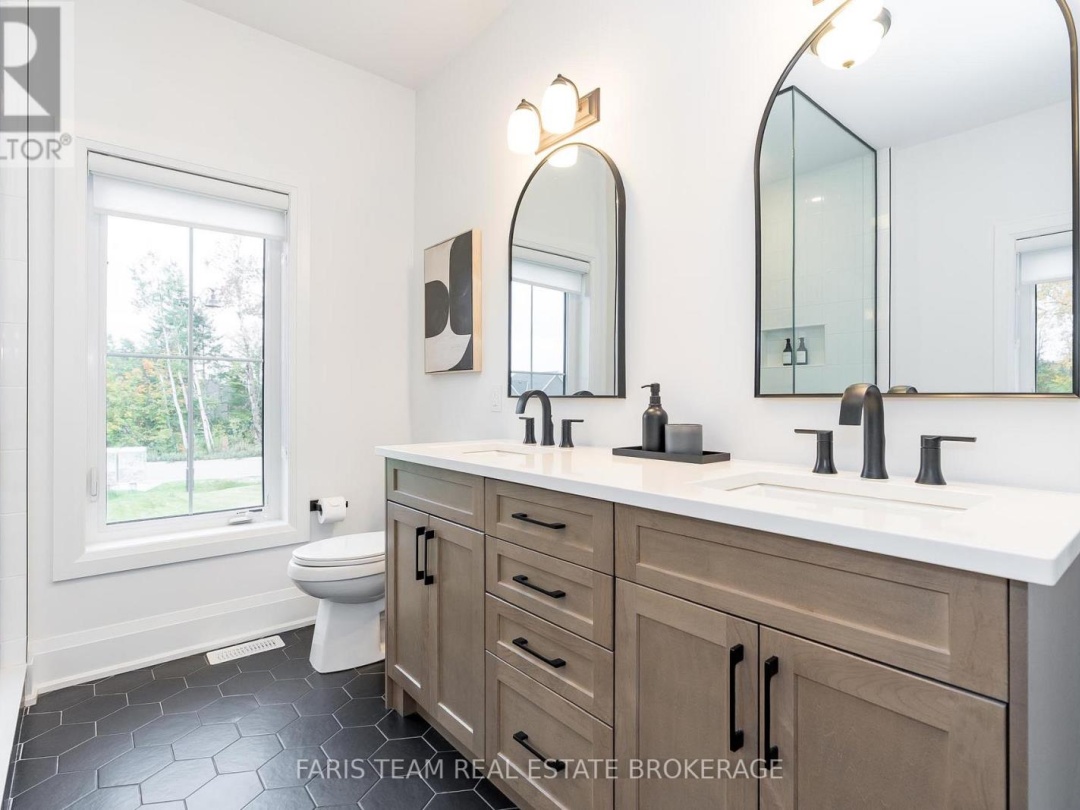 17 CLYDESDALE COURT, 