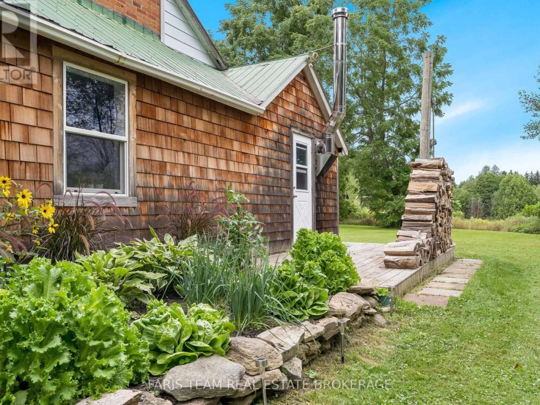 323 WARMINSTER SIDE ROAD, 