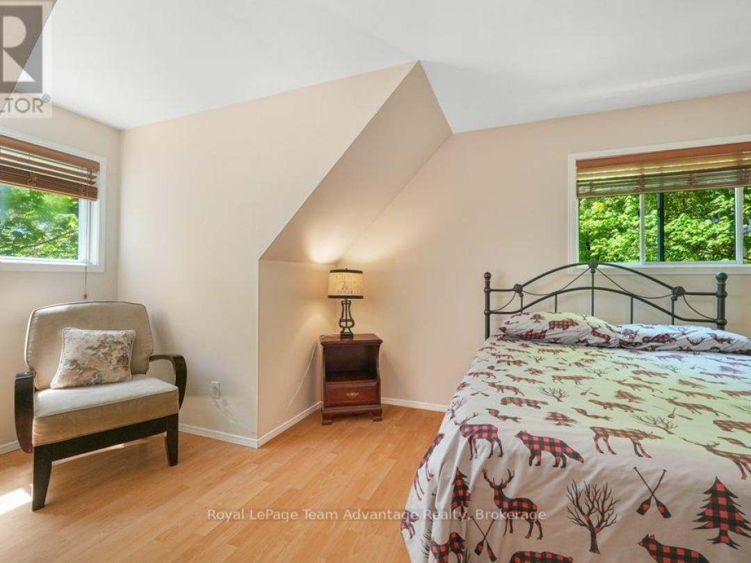 52 LITTLE OTTER LANE, Otter Lake