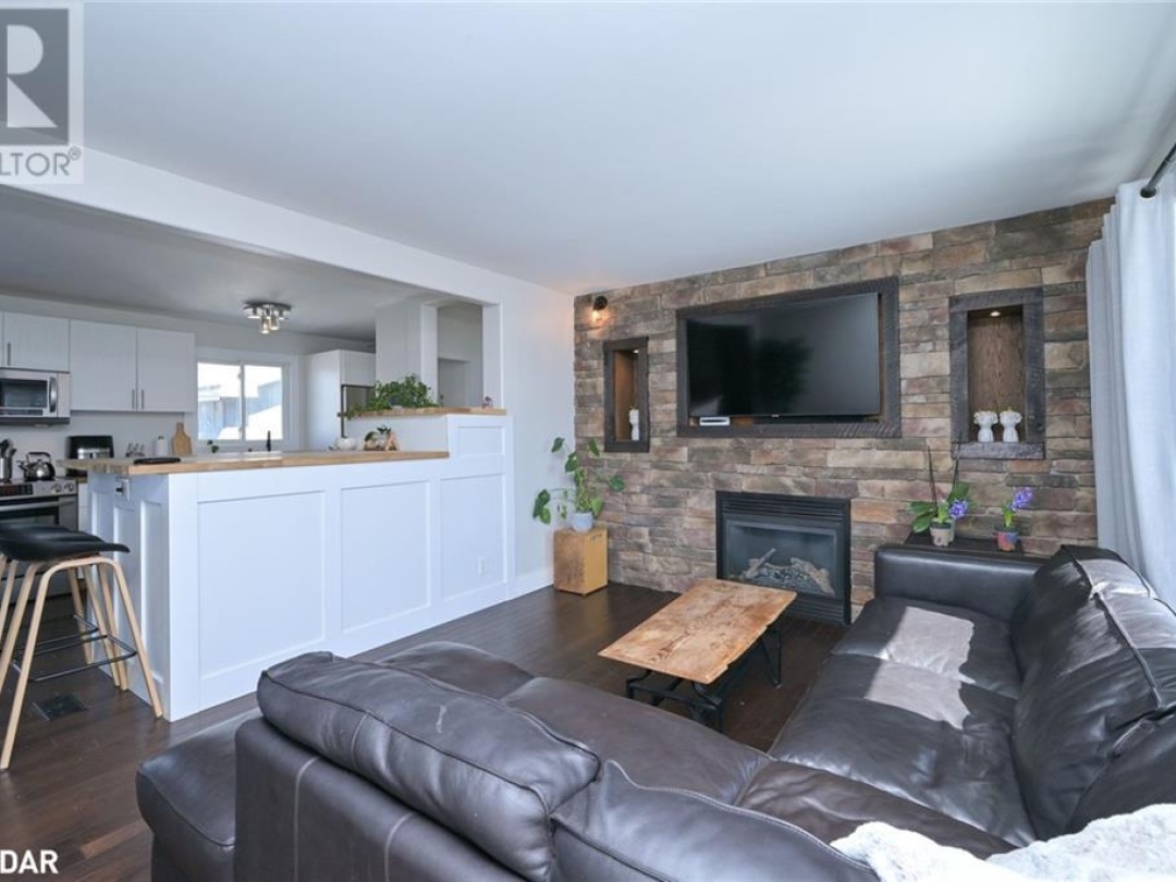 5653 12 Highway, Ramara